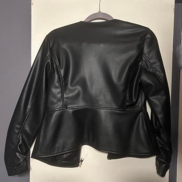 Zara leather jacket - Picture 7 of 11
